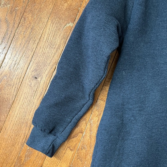 NWOT Telluride Clothing Company Men's Navy Blue Henley Sweatshirt, Size XL - Picture 3 of 9